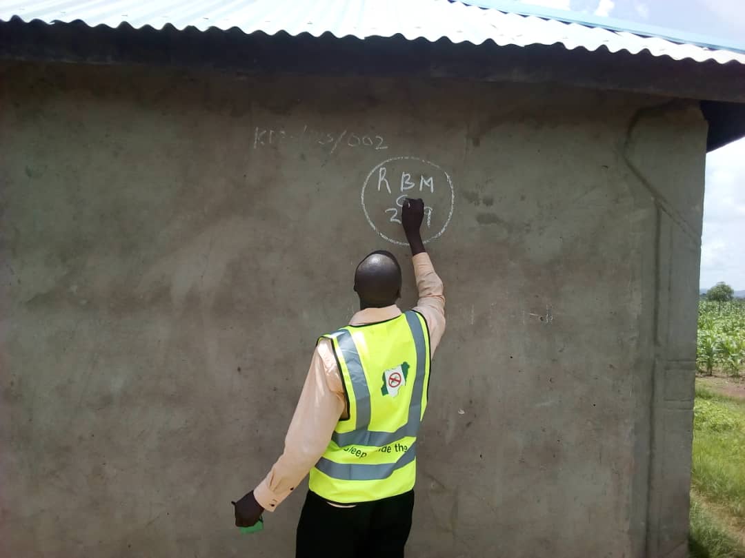 Household mobilization began yesterday in Kaduna State.

This house marking by a household mobiliser indicates a registered household in the on going #KadunaLLINCampaign <a href="/SFHNigeria/">Society for Family Health</a> is committed to #LeaveNoHouseHoldUncovered #OneScannedNetCard #OneNet #Gamechanging