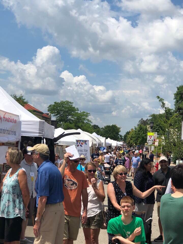 shopWFB's tweet photo. Another GORGEOUS day for the Whitefish Bay Art Fest! See you there! https://t.co/CwF0VdUjUZ