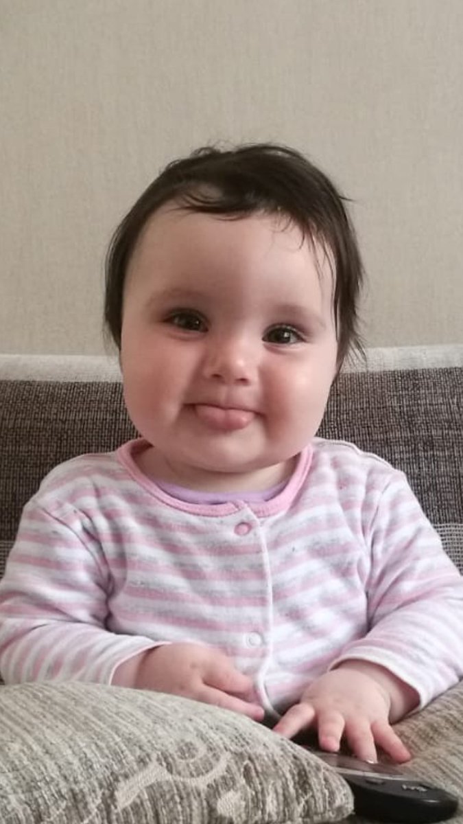 Simssss7's tweet photo. ❤ my perfect little girl #11months https://t.co/KxU9cMNIcQ