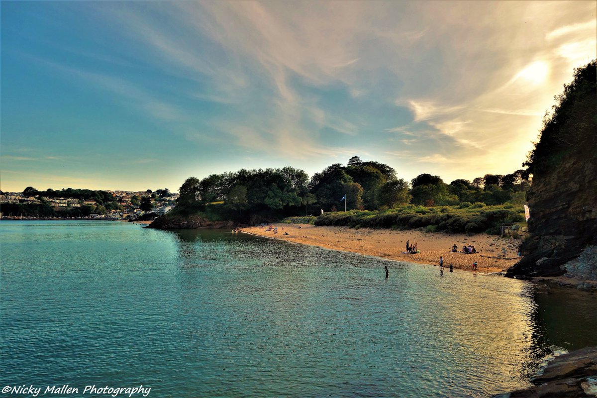 A beauty with the tide in at Coppet Hall near Saundersfoot - courtesy
<a href="/MySaundersfoot/">Love Saundersfoot</a> #WelshPassion from #PeoplewithPassion at #ItsyourWales