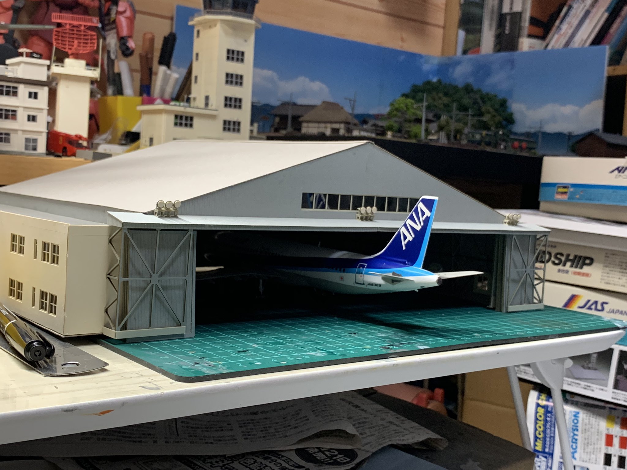 まとめ売り 空港ジオラマ 1/400 管制塔 消防署等