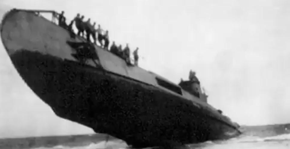 NLintheUSA's tweet photo. In 1945, the US @SubmarineCOD rescued 55 Dutch sailors aboard the submarine O19 after they ran aground in the South China Sea. Thank you to Paul Farrace and everyone of the #USSCod for the commemoration and your hospitality. https://t.co/ikH4GK6gcg