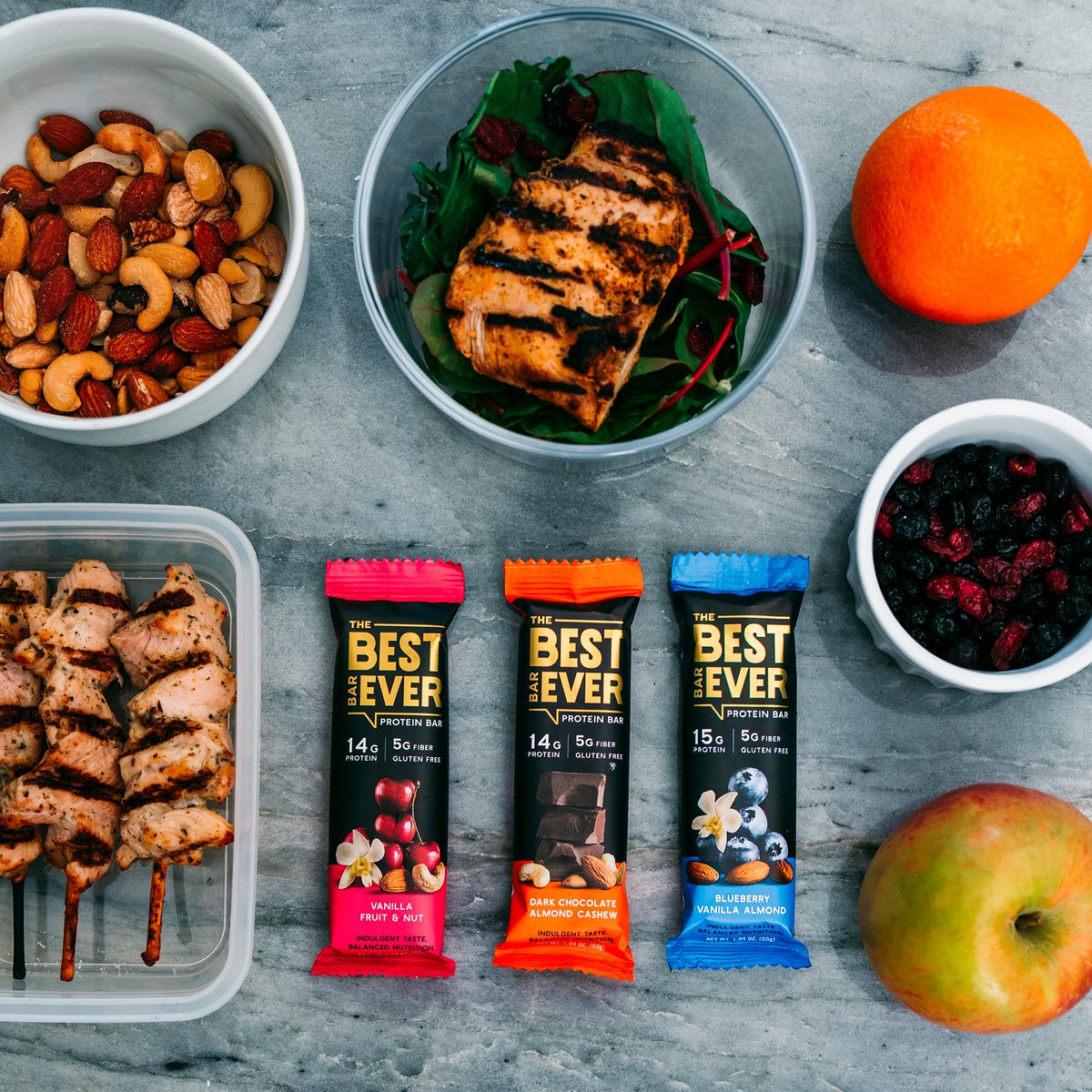 TheBestBarEver's tweet photo. Need to fill some gaps in your meal planning? With 14-15g* of premium, grass-fed protein and 4-5g* of fiber primarily from flax, chia, and oats, we’ve got you and your sweet-tooth covered.

https://t.co/nr2yOi8xy9 https://t.co/TtkXQMVisB
