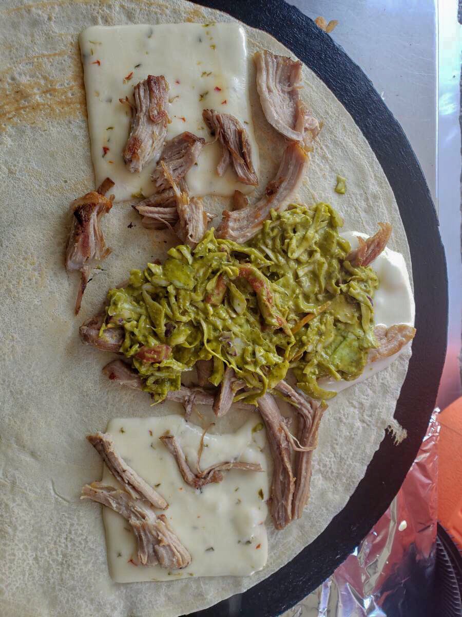 Pulled Pork with Chipotle-Lime-Cilantro Slaw🙋‍♀️😎 <a href="/Milwaukiemarket/">MilwaukieMarket</a> and <a href="/HillsdaleFM/">HillsdaleFM</a>