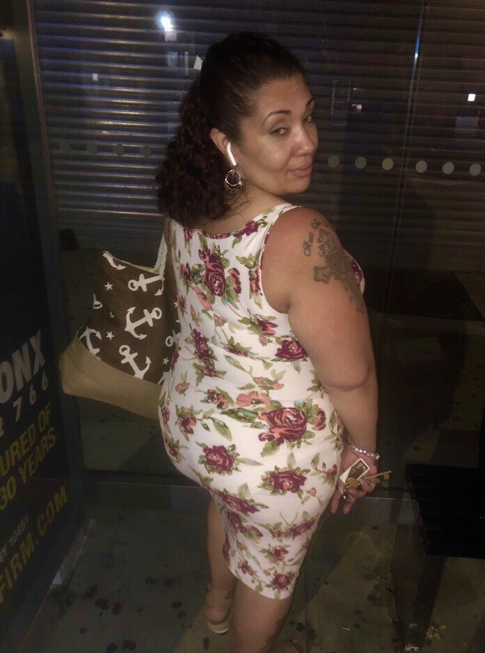 Diva__411's tweet photo. 💪🏼 Normally I don’t post body pics because I’m content with myself & body. These are my results from shaping my body for the past four months & still going!! 💪🏼 #ThickDiva #DivaOnADiet #NoCarbs #NoSugar #Detoxing #Reshaping #DivaStayingFocused https://t.co/nJ7WPh9SxB