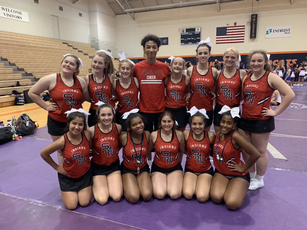 YoSoySelenaB's tweet photo. Day two of cheer camp! Varsity and JV both won spirit sticks and we got an award for jumps! @SMNorthCheer https://t.co/CwIDcKavoG