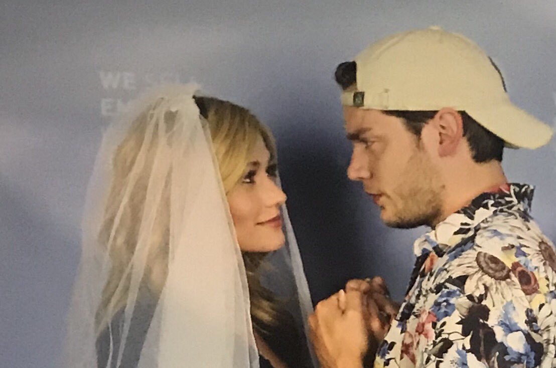 kmcnxmara's tweet image. Katherine McNamara and Dominic Sherwood or Clary Fairchild and Jace Herondale ? The world will never know 😭💗 @Kat_McNamara @DomSherwood1 #ITAInstituteCon3