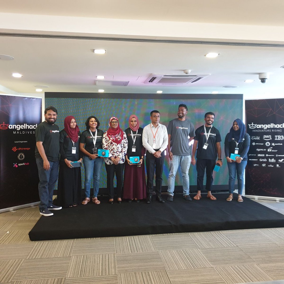 Dhiraagu's tweet photo. Congratulations Team GoWinGo! @angelhackmv  AWS Challenge winners! 👏
They showcased a great solution to helps you discover the best deals around you 📍⠀

@sparkhubmv @MMA_Maldives 
#AH2019 #DigitalRaajje https://t.co/Nn5sW2iZTD