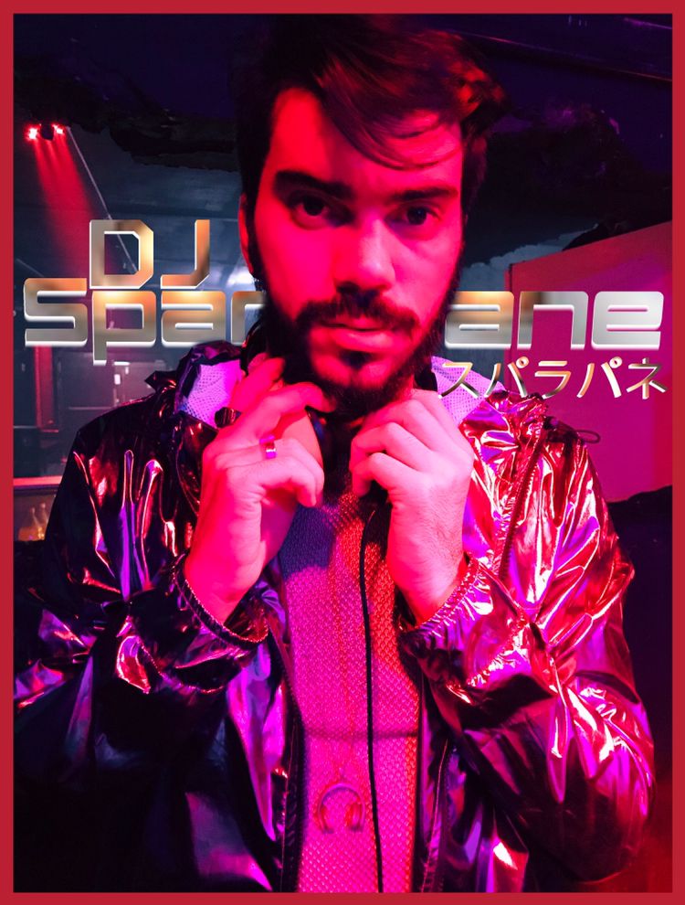 djSparapane's tweet photo. Pois aquele garoto que ia mudar o mundo...
#Dj #DjSparapane #shotiniphone #Balada #Party #元気 #Aloka #AlokaClub #FeitoComiPhone #VemPraAloka #event #silveroutfit #style #djlifestyle #Sparapane #iPhone7 #onthefloor #dance #darkroomapp #darkroom #ovla #ovlaapp #spara🎧 #deejay https://t.co/8AZH1yei4K