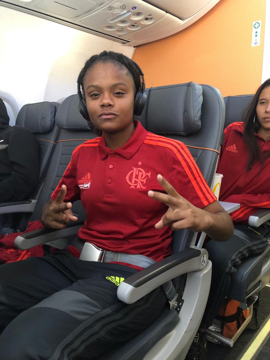 Vitorinhaa_004's tweet photo. Somente agradecer a Deus por tudo..😍🔴⚫✈️🙌 https://t.co/FZrg5SebsU