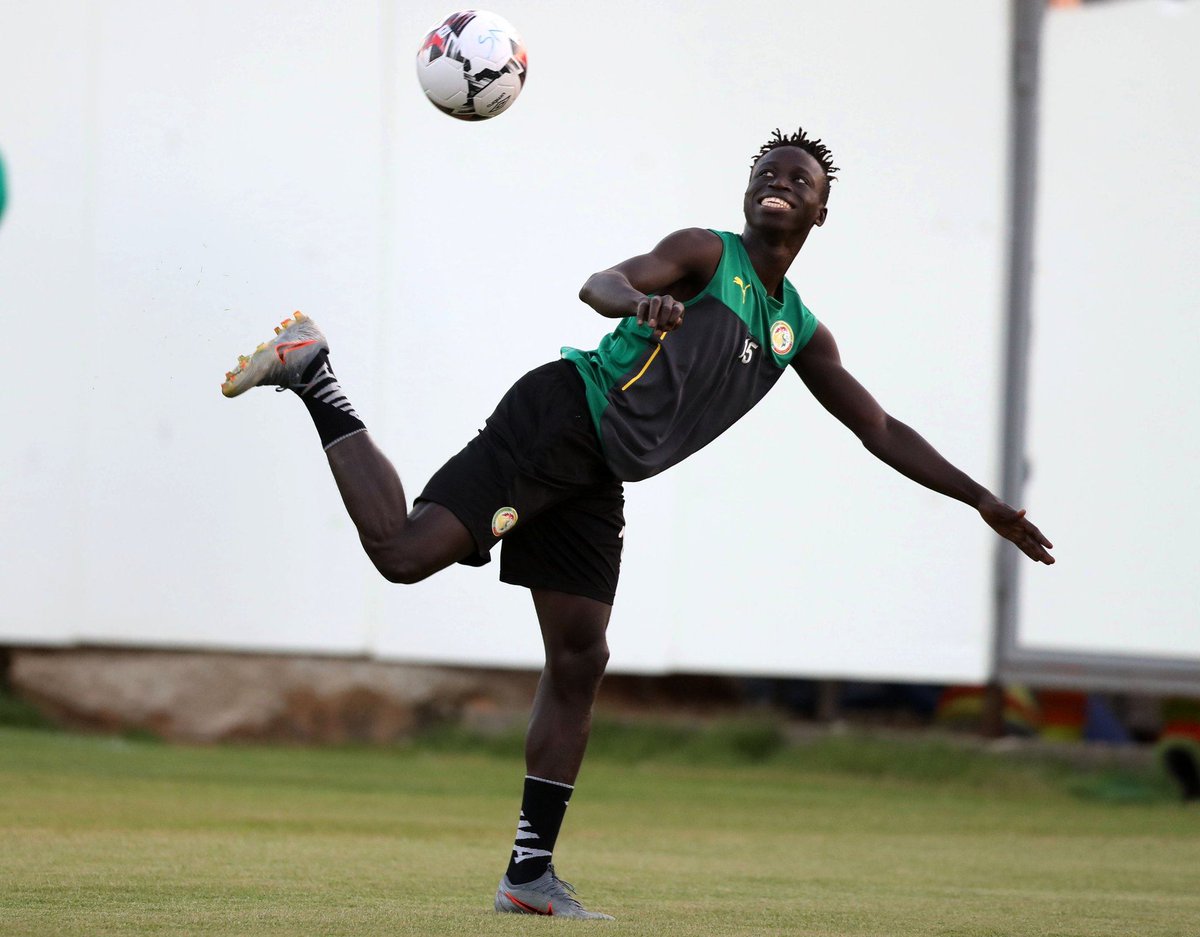 DStvSn's tweet photo. LES LIONS à quelques heures du match.💪
_____UN MOT D'ENCOURAGEMENT POUR EUX____
SENEGAL vs TUNISIE à 16h sur la chaîne SS7. Le décodeur DStv est à seulement 1000 FCFA.
Contactez-nous ⬇:
33 825 39 39 / 70 825 39 39
#DStvSenegal #AFCON2019 #CAN2019 #DigitalActivSn https://t.co/L85rZdYEw2
