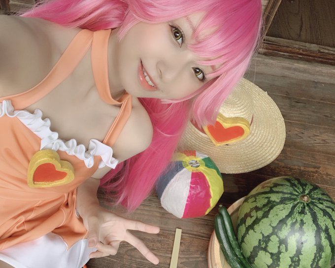 Twitterのコスプレ画像16