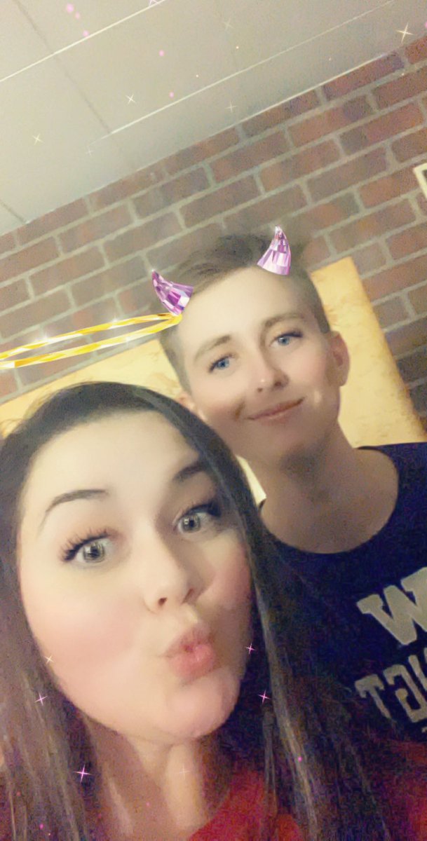 DevinBolle's tweet photo. happy birthday @kai_monday 🥳 celebrate well in mexico! ily❤️ #fuckcc https://t.co/yADjL6AMsy