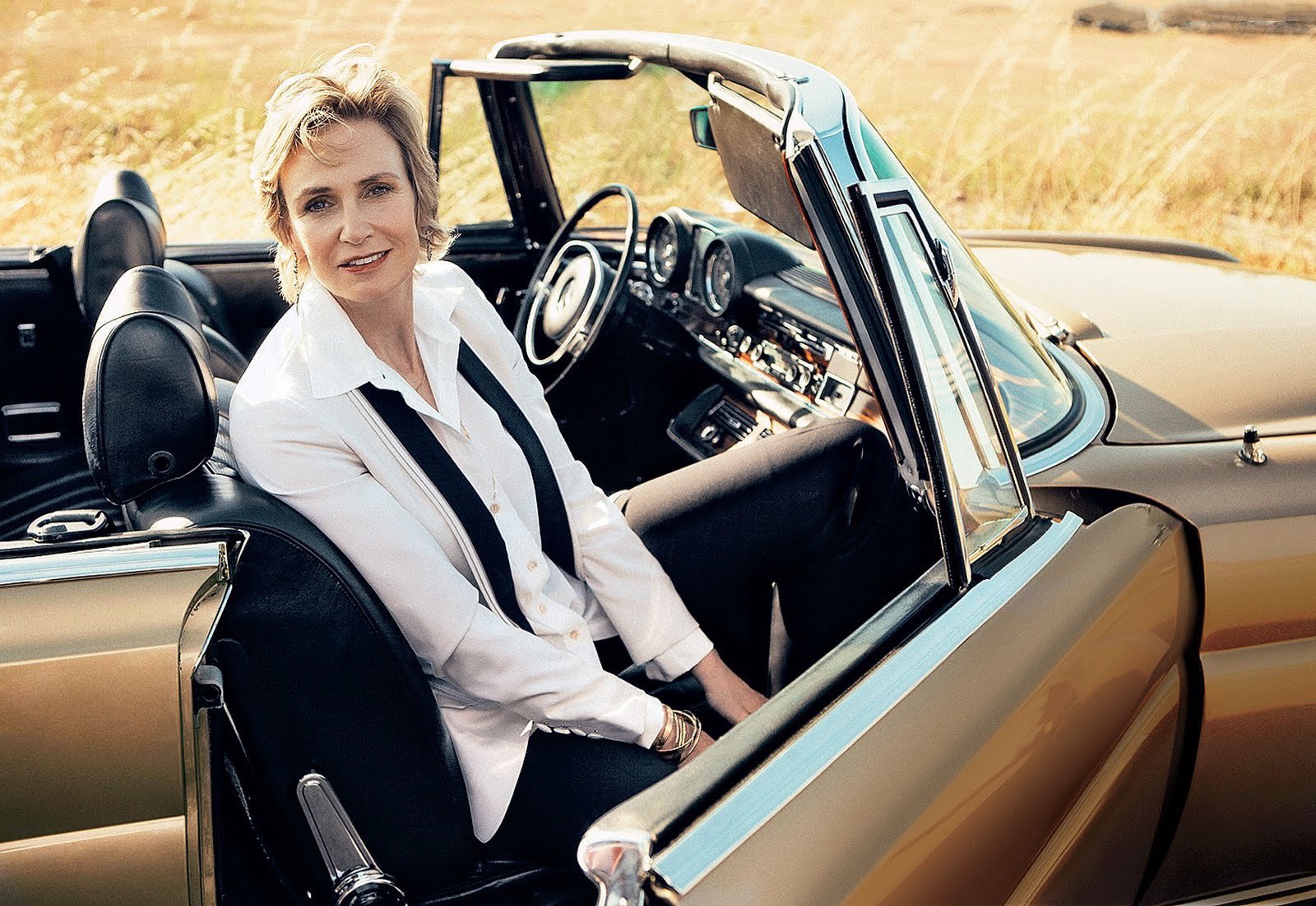 HAPPY BIRTHDAY JANE LYNCH - 14. July 1960.  Dolton, Illinois, USA 