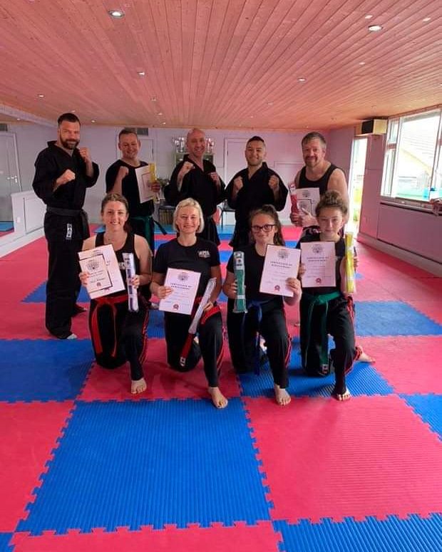 NMAHuddersfield's tweet photo. What a fantastic day of grading. Huge congratulations to all these guys for putting so much effort in. 
Amazing to see such a high standard. * 
#nikosmartialartsacademy 
#gradingtime #adultsgrading 
#nmateam https://t.co/kRId4ESlUB