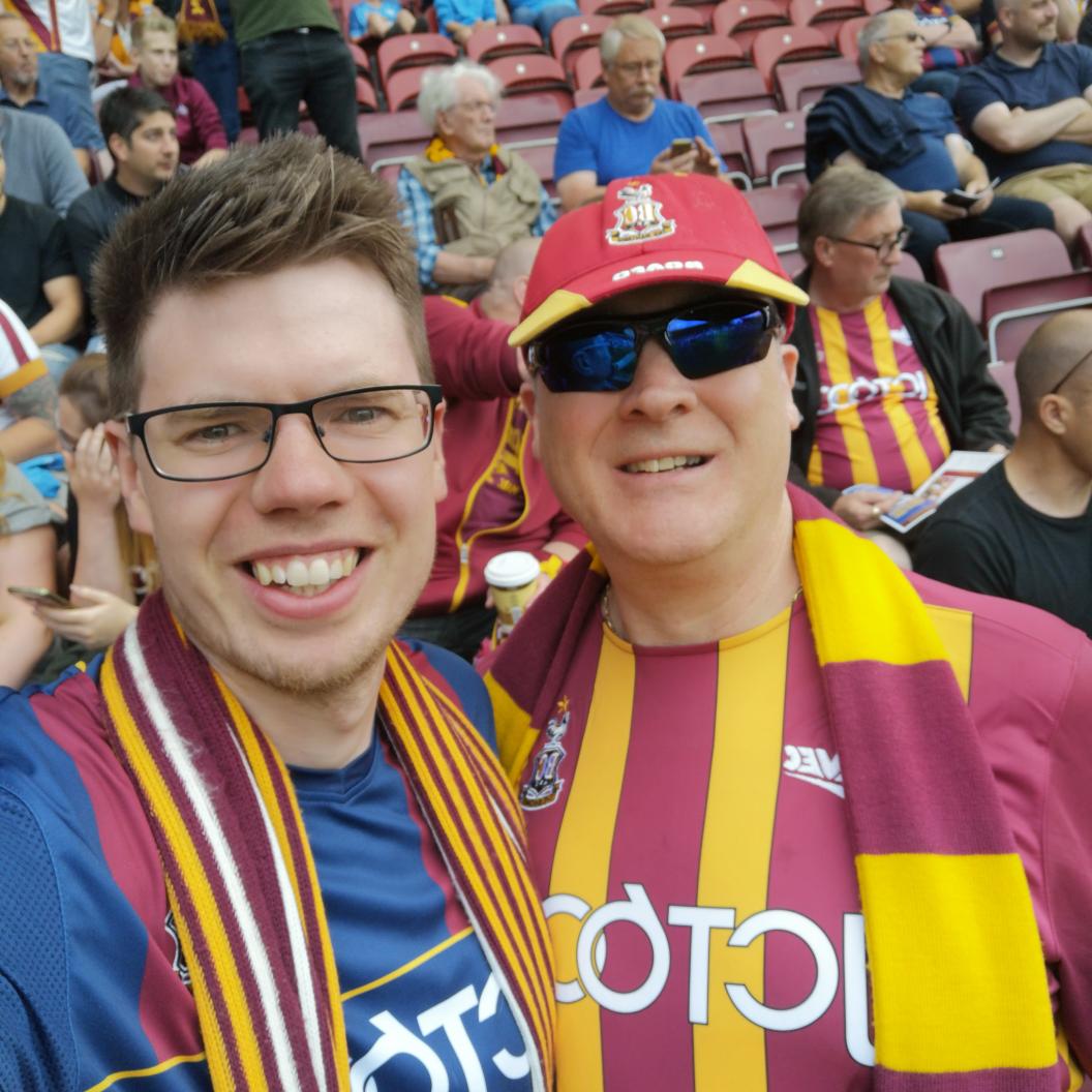DannyRobbo's tweet photo. Cheering 📣 on with a packed valley parade.

Liverpool vs Bradford City this hasn't happened in a while..... All in aid of the Stephen Darby fund @DarbyRimmerMND

Let's have a great game for all!

#takemehome #bradfordcity @officialbantams @Pulse2Radio @bantamsbanter https://t.co/vMZOq6a0gy