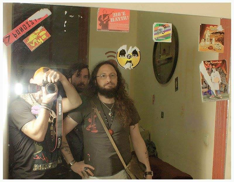 #aynaveaynadakiler 
<a href="/halilsezaip/">Halil Sezai</a> 
📷 <a href="/nafisen/">nafisen - Ate - İstanbul - Ayvalık</a>