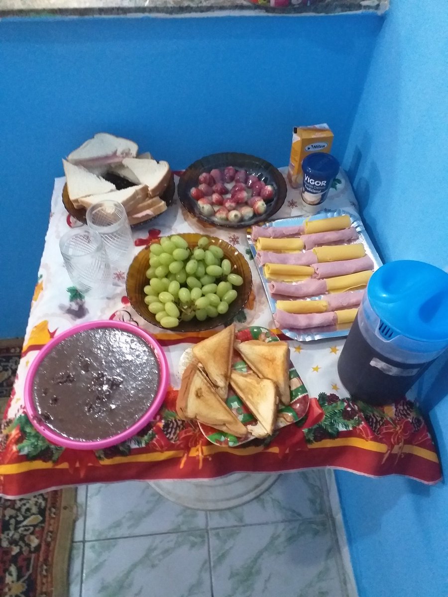 Gabriel16973825's tweet photo. Acorda com um café da manhã especial desse 
Não tem preço,  te amooo muito meu amor e obrigado por ser esse homem incrível que vc é 
Obrigado por tudo 👨‍👩‍👧💘
#1AnoDeMuitos 👏👏👏 https://t.co/dCmnRgiOUX