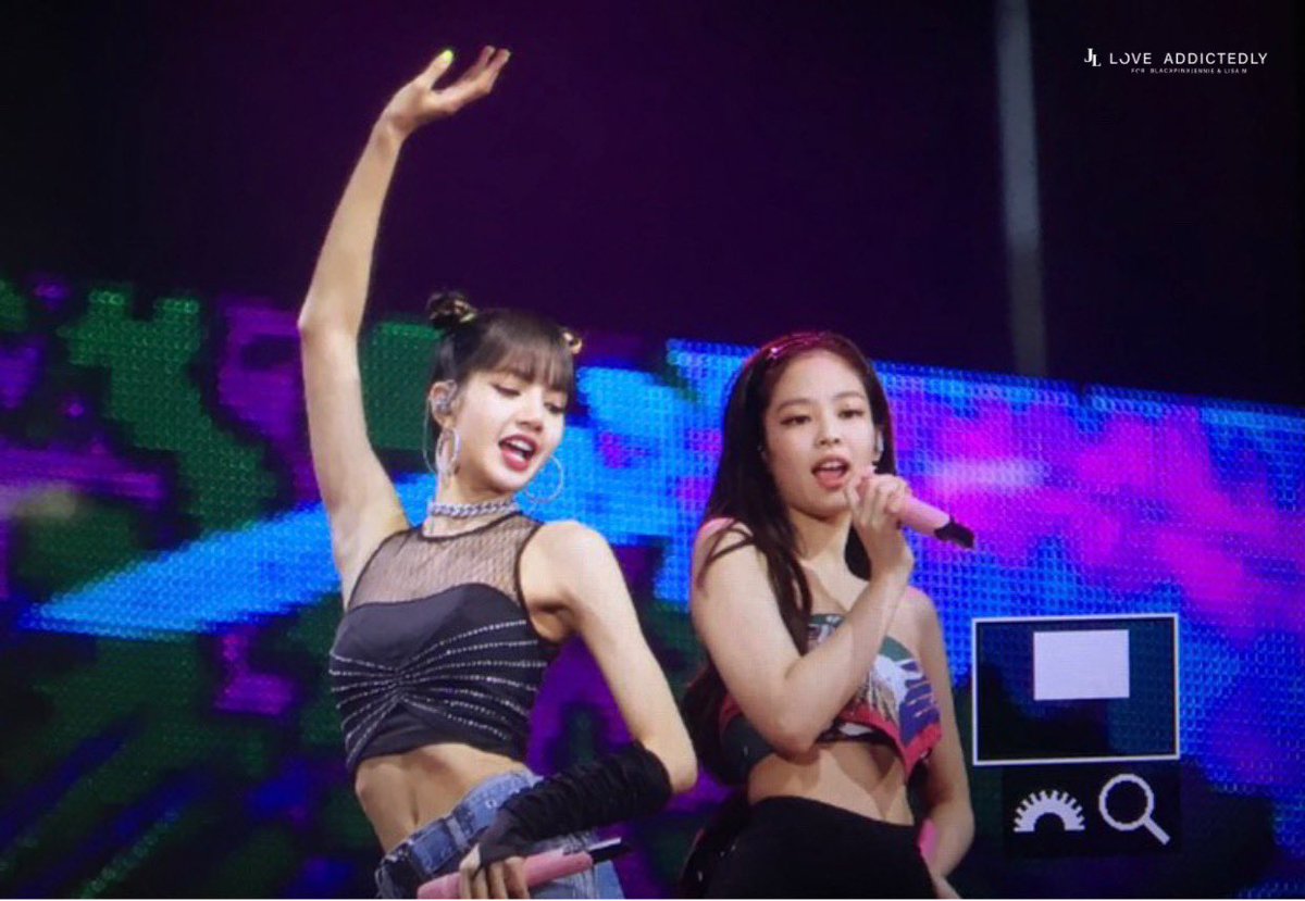 JLManoban_1627's tweet photo. 19.07.13 프리뷰 : Bangkok Encore Concert

#제니 
#리사 
#블랙핑크 

#JENNIE 
#LISA 
#JENLISA
#BLACKPINKInBangkokEncore https://t.co/actIOGwYSW