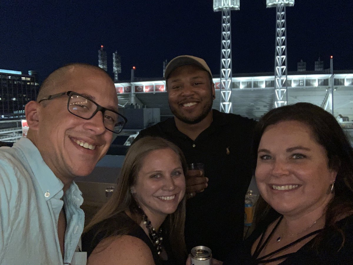 Brown31587's tweet photo. #adultsnightout https://t.co/X5BwpQwVmg