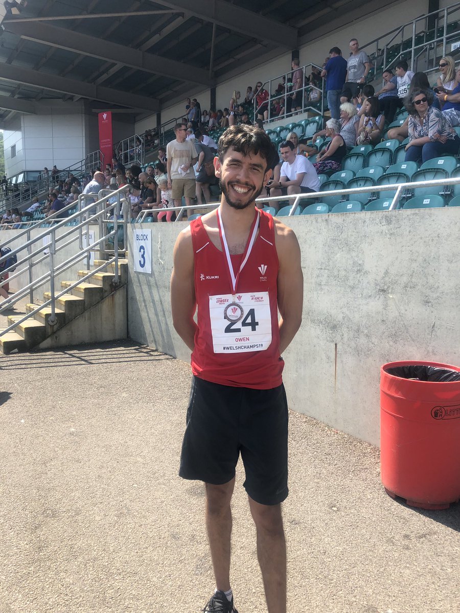 And on his 21st Birthday too! Well done Arron Owen #WelshChamps19 #200m @WelshAthletics