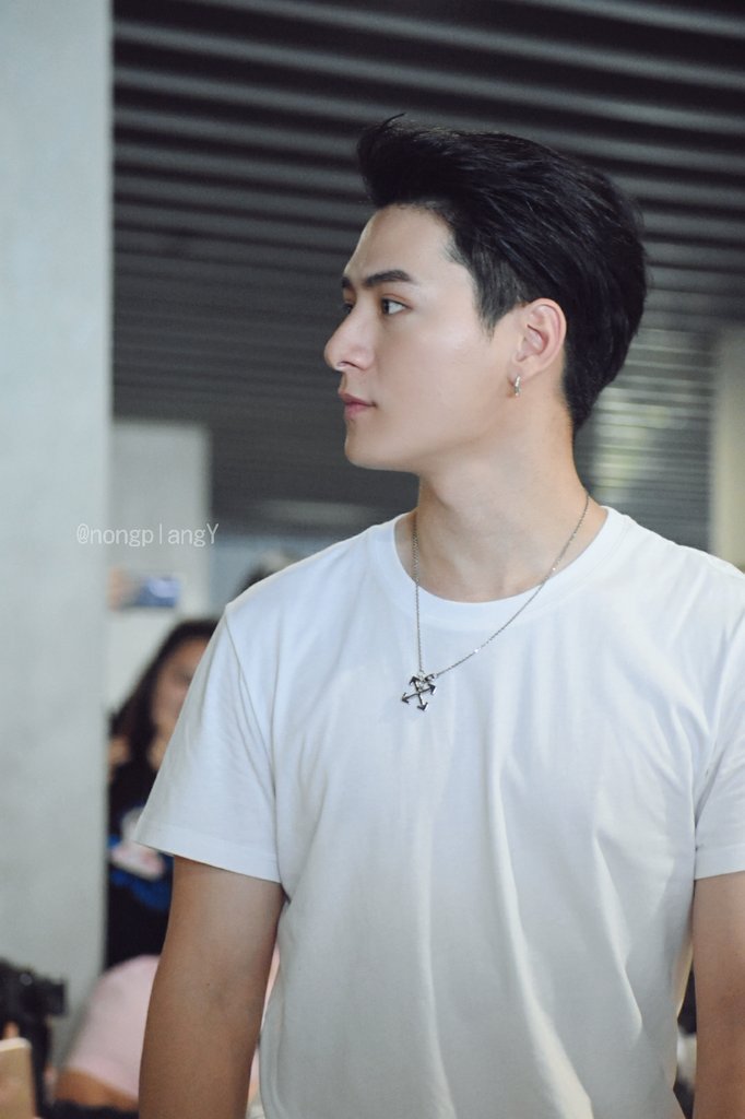 NongplangY's tweet photo. น่ารัก!!
#KristPerawat #Muangthailife
#ยยขคพ https://t.co/Xp6WWixMrp