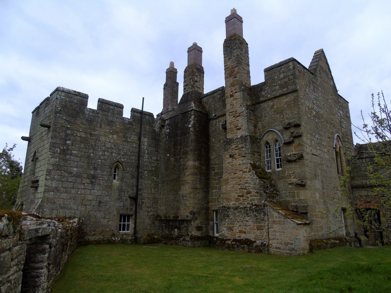 AdrianWaite's tweet photo. I have a photo gallery for #Aydon #Castle in #Northumberland on my website at https://t.co/QpIazd9CGX A C13 manor house that was turned into a castle in the C14 it is owned &amp; managed by @EnglishHeritage #medieval #History https://t.co/DUOvADDxFE