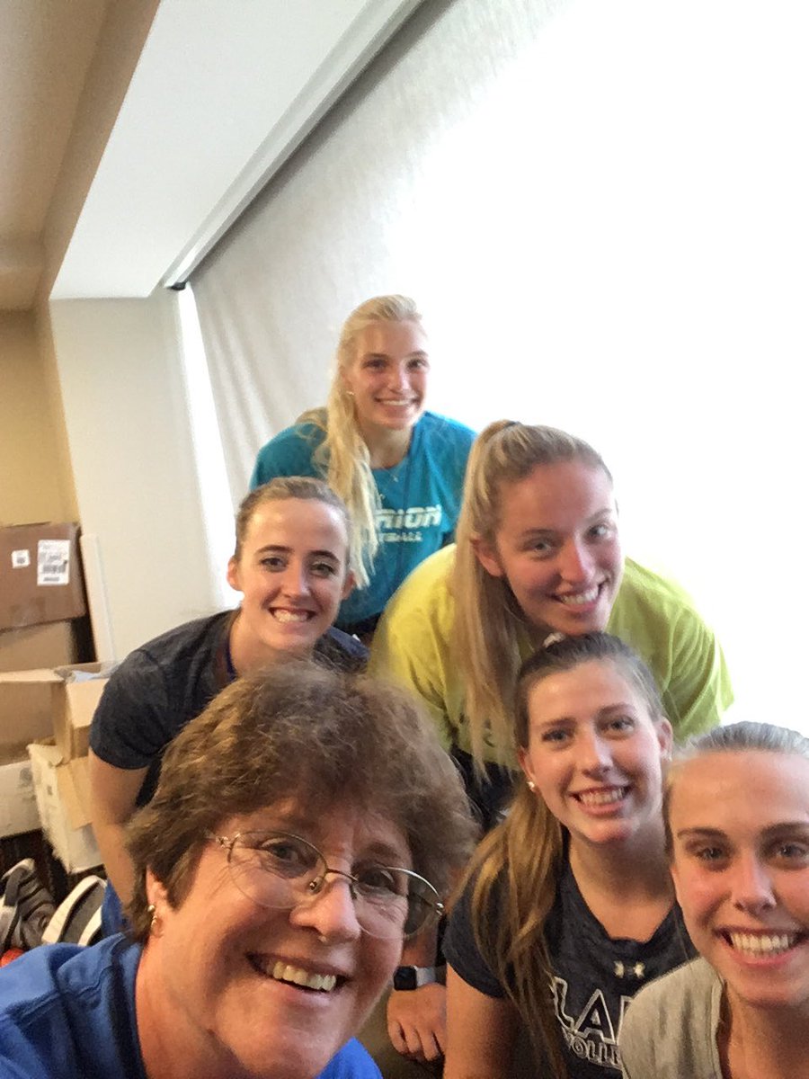 Kathy Bresnahan  tweet media