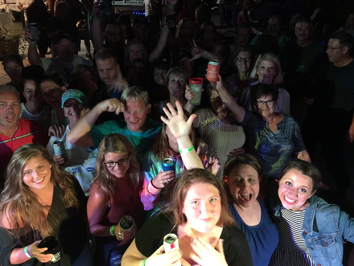 SugarDaddyBand's tweet photo. Ain’t no party like a Wiseman party! https://t.co/NOXJYBRy7n