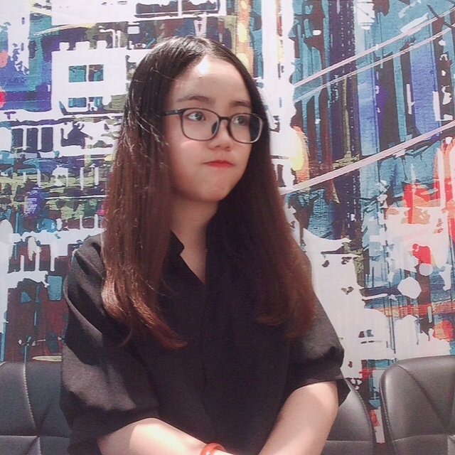NgaLng3's tweet photo. Khi người ta rời đi và ở bên một người khác, mình mới thực sự thấy mất mát.
Một chút không vui..
Nhưng mà vẫn cứ thấy có gì sai sai ngay từ đầu..
Mình là một cô gái kì lạ!
Cuộc đời mình là những chuỗi ngày kì lạ!
#Tròn https://t.co/6AQQpegESV