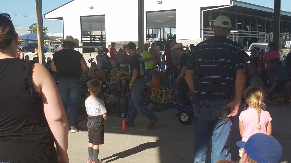 TiptonFFA's tweet photo. Kiddie tractor pull was a huge success!!!! https://t.co/YtSYXgQecK