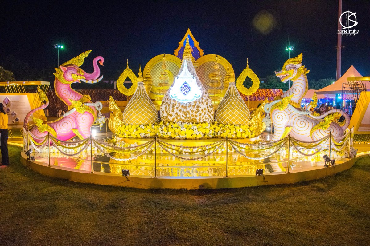 kasangkasang001's tweet photo. เข้าพรรษาต้องมาอุบล"118ปี เทียนพรรษา เทิดราชาขวัญแผ่นดิน"พิกัด:บริเวณทุ่งศรีเมืองอุบลราชธานีhttps://t.co/nIN5Q30RqR #รีวิวอีสาน #รีวิวอุบล #เที่ยวไทย #ไปไหนดี #ReviewThailand #ReviewEsan #รีวิวทุกจังหวัดอีสาน #อยากไปเที่ยว #รีวิวทั่วไทย #กะส่างกะส่าง #���ห่เทียนเข้าพรรษาอุบลราชธานี https://t.co/pQCvFH2Yxu