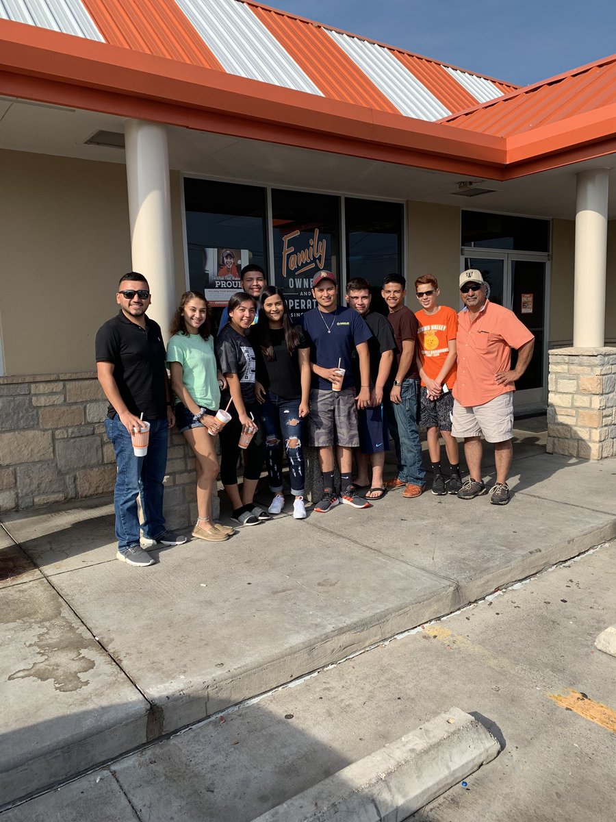 WeslacoEast_FFA's tweet photo. Quick @Whataburger breakfast on our way to @TexasFFA State Convention #EastSideStrongSide #SpanishCreedWinner #bluejacketsgoldstandards @WEHSWildcats @WeslacoISD https://t.co/cAJcx7Z6th
