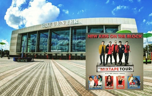 Blockeads's tweet photo. FINAL ROLL CALL for the amazing #MixtapeTour TONIGHT in Fort Lauderdale/ Sunrise FL!
Put your hands up, Baby put your hands up! (if you're attending)
#MixTapeTour #NKOTB #BlockheadsUnite #bhupenderyadav #BoysInTheBand #HanginTough30 #HT30
@NKOTB @OTLPresents @wearefaculty https://t.co/gXvwrJpuO4