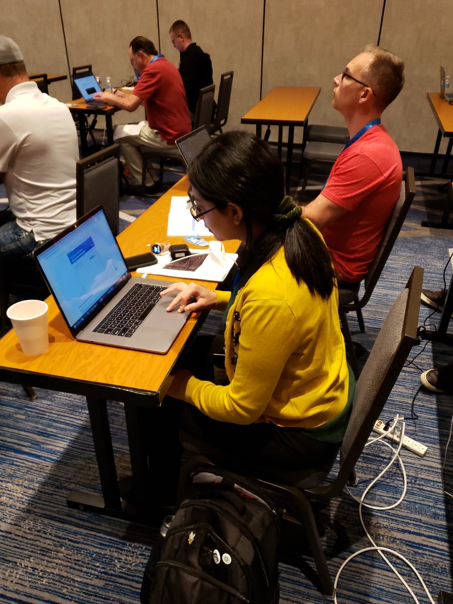 samsung_dev's tweet photo. #XamarinDevSummit is a wrap🎉
A big thanks to those who joined our presentation and workshop. Inspired by your passion and can't wait to see what you build next! https://t.co/WsfaiiK5mq