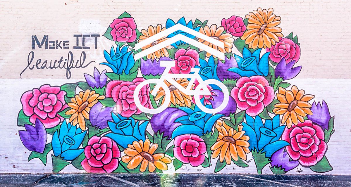 VisitWichita's tweet photo. Explore #Wichita murals with a self-guided tour of the city’s urban arts scene:  https://t.co/b7wyewUY3u

#VisitWichita https://t.co/KRfEf2SSRW