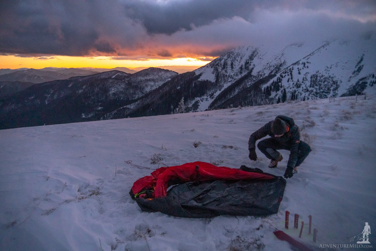AdventureMilo's tweet photo. Was reminded by an open window this morning I should really be enjoying the warm weather before we fall into winter 😬. 2 years ago I was just starting to explore the Carpathian Mountains and dug up a couple photos from an incredible night.

@Hilleberg @ClothingArts https://t.co/ro1G19uqrN