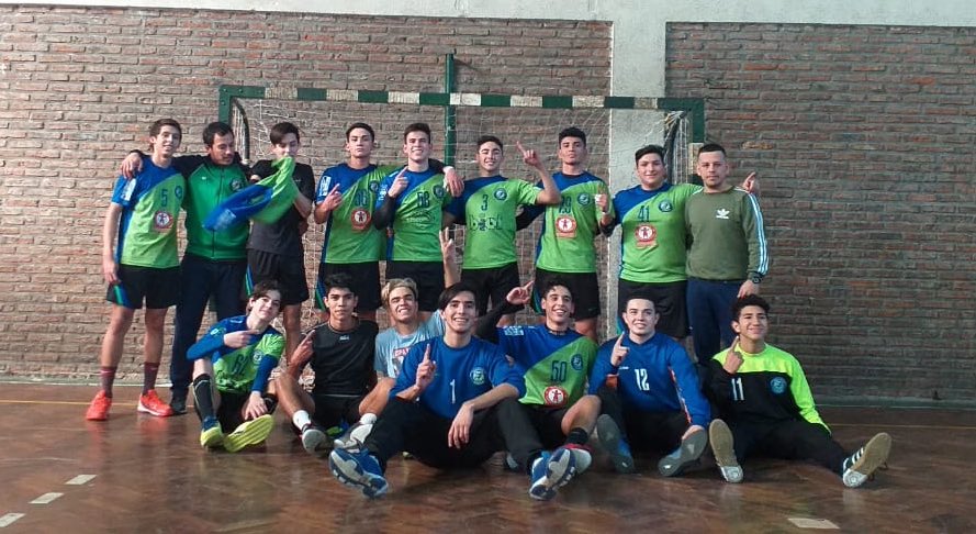 Felicitamos a los cadetes por consagrarse campeones del Torneo metropolitano apertura de <a href="/femebal/">Fe.Me.Bal.</a> de inferiores b caballeros. Gracias jugadores, ct y padres