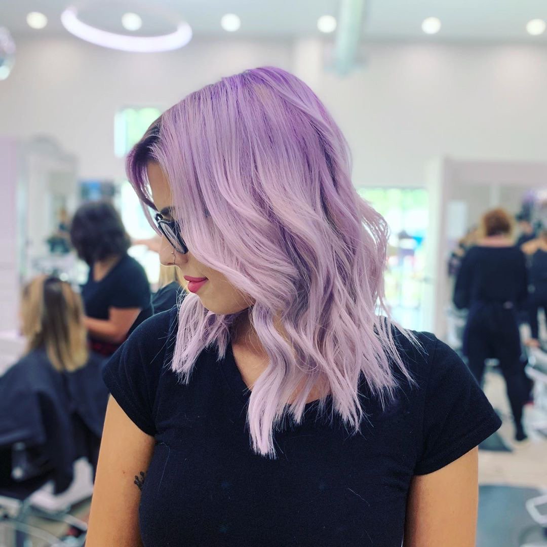 hairtalkUSA's tweet photo. Revive your style. @mjaydesigns ๐
.
.
.
#hairtalkextensions #hairextensions #hair #hairgoals #hairinspo #extensions #balayage #rootedhair #hairpainting #sombre #shadowroots #vividhair #vivid #vividombre #vividbalayage #vividshadowroots #lavenderhair #purpleshadowroots https://t.co/38F0scs6kX
