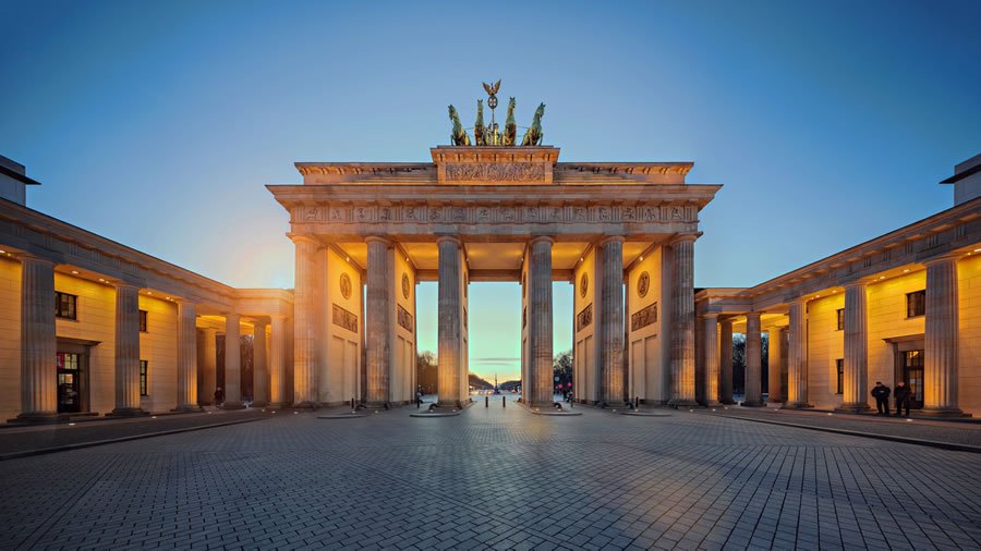 FavRiver's tweet photo. Essential Places To Visit In Berlin, Germany - https://t.co/Xj7O0MxFx7 - Tags: #berlin #europe #germany #travel #travelberlin #traveleurope #travelgermany #instatravel #travelgram #travelphoto #travelphotography #travelguide #travelblog #travelblogger #traveling #travelholic https://t.co/ainSVlR9yU