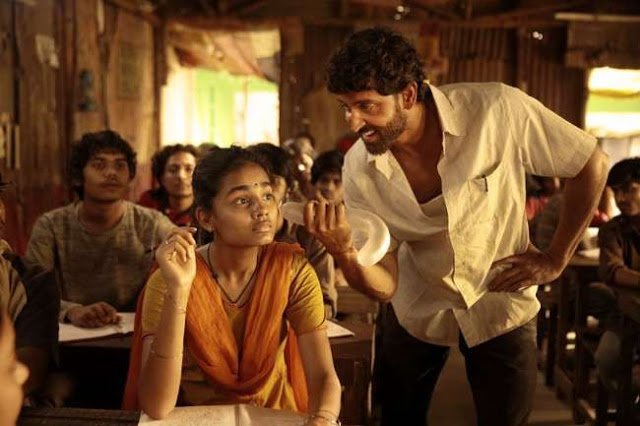 thomasp_mathews's tweet photo. Read My Movie Review #Super30
 "A country that does not know how to read and write is easy to deceive."  -- Che Guevera https://t.co/J1oxhIqvk9
@AmitHPanchal @BollyConInt @Bollyhungama @Bollywoodirect @bollywooduk @FilmCompanion @enews @ETCBollywood @ieEntertainment https://t.co/0HUwGS2gus