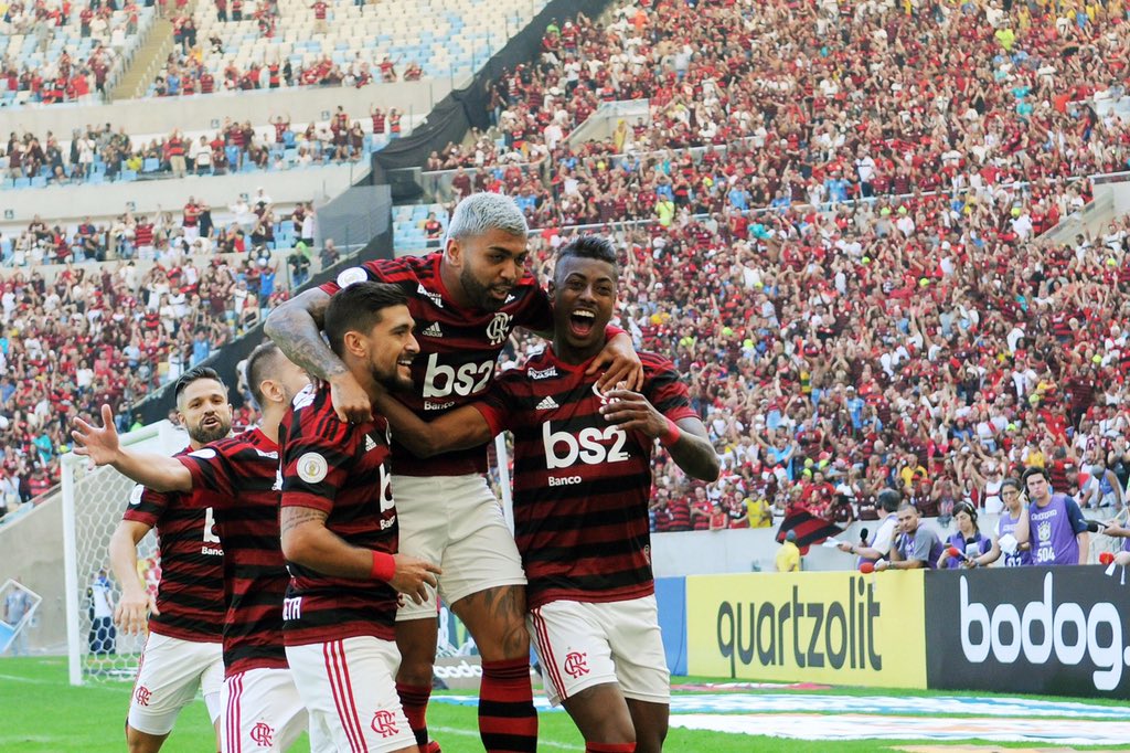 Trio de ferro do Mengão conseguiu marcar mais vezes do que 17 equipes no Brasileirão