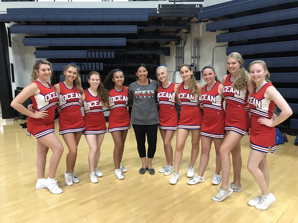 BigRedFBCheer's tweet photo. That’s a wrap-Camp 2019! Hard work pays off. Looking forward to a great season. #ocp2019 #spartanlegacy @OTSpartanLegacy https://t.co/qZx0jYjPJ1