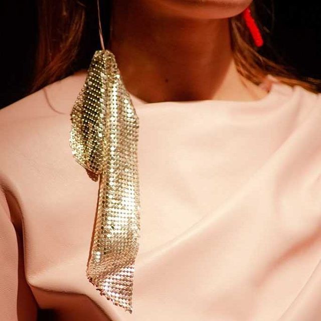 hauturely's tweet photo. Miló Maria FW19
photography by @carolinehajny
https://t.co/Wanu65EaZz
@milo.maria @hprlondon #milomaria #hprlondon #hauturely #lfw #fw19 https://t.co/7HZdh4n2Wd https://t.co/TPtBTzXCnA