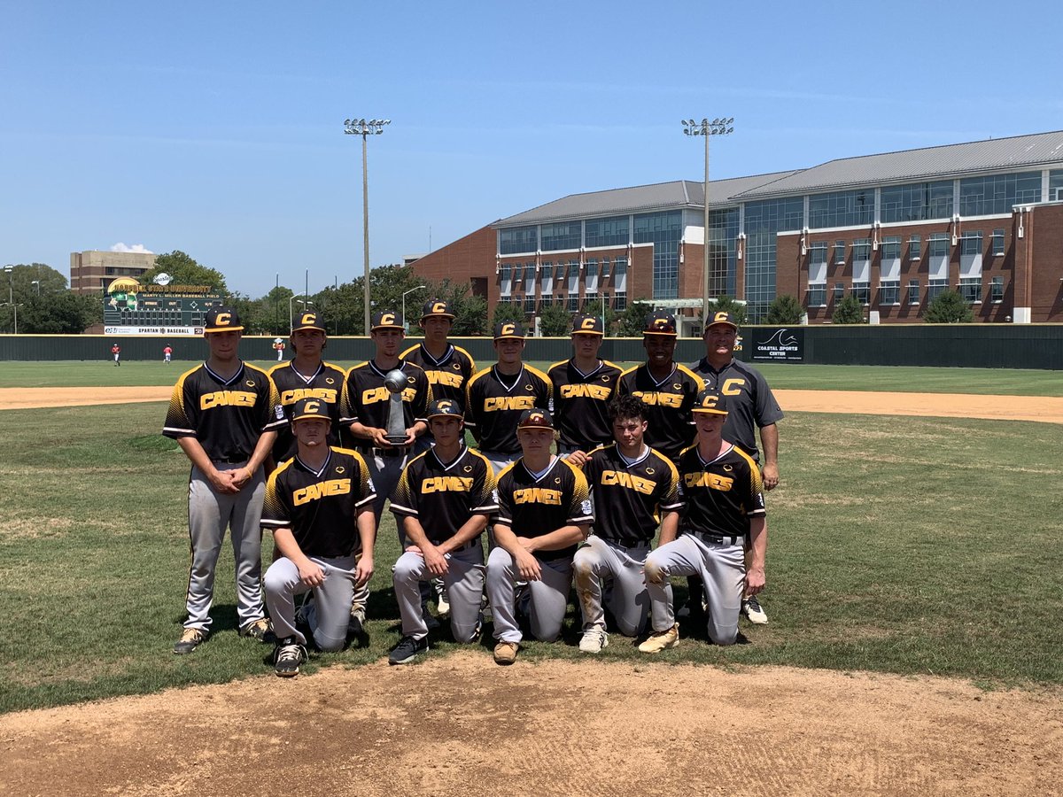 DynamicBaseball's tweet photo. Winner of the Championships at the Beach @TheCanesBB North Showcase 17u defeated @RISE_Baseball 2020 Kinne in the 17u Championship Congrats to both the champions and runners up. MVP: Matthew Ford #DynamicNorfolk https://t.co/gg4gK7LIw1
