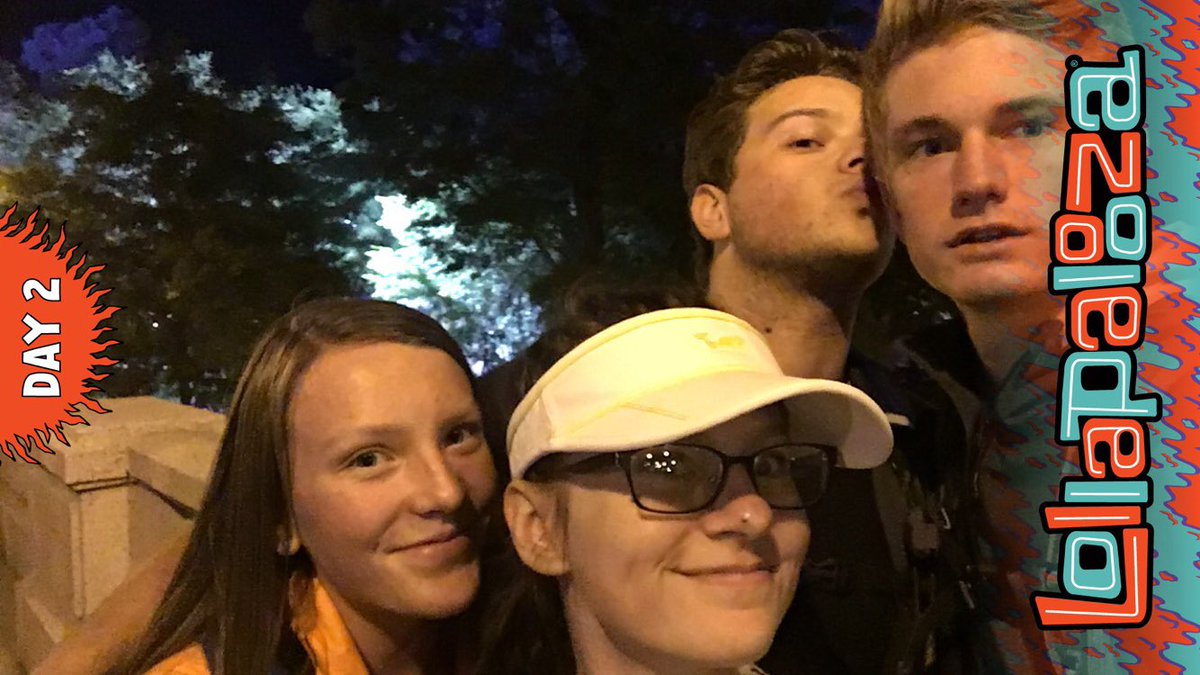 thressa29's tweet photo. Happy birthday to these losers! You’re finally adults! #20 https://t.co/1jE3ZYp8tc