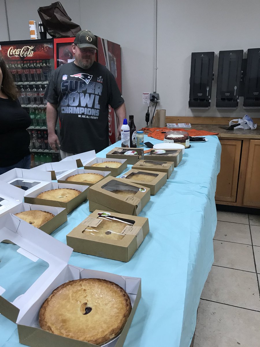 3406 said goodbye and good luck to OASM Jeremy, good luck in 3408!!! We will miss you ! <a href="/whipplenh/">Donna Whipple</a> <a href="/marantes1/">Marcelo Arantes</a> @HomeDepotWLeb <a href="/nh_carpenter/">Nanette Carpenter</a>