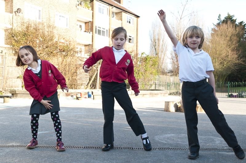 e_nation's tweet photo. ➕🕺🏻➗ We love these pics of @Maths_Dance - the Enterprise Nation member of the week who inspires a love of maths through movement and dance.

Read founder Panorea Baka's inspiring story at https://t.co/Dm5bHgfgxa #ENmember https://t.co/nsbDixGTj5