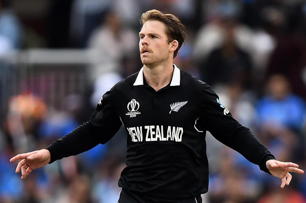 WHAT A CATCH! 🙆‍♂️

Lockie Ferguson takes an outstanding diving forward catch! 😲

Morgan must go &amp; England in a whole heap of trouble... 😓

ENG: 86-4 (23.1)

#Cricket #CricketWorldCupFinal #CWC19 #NZvENG