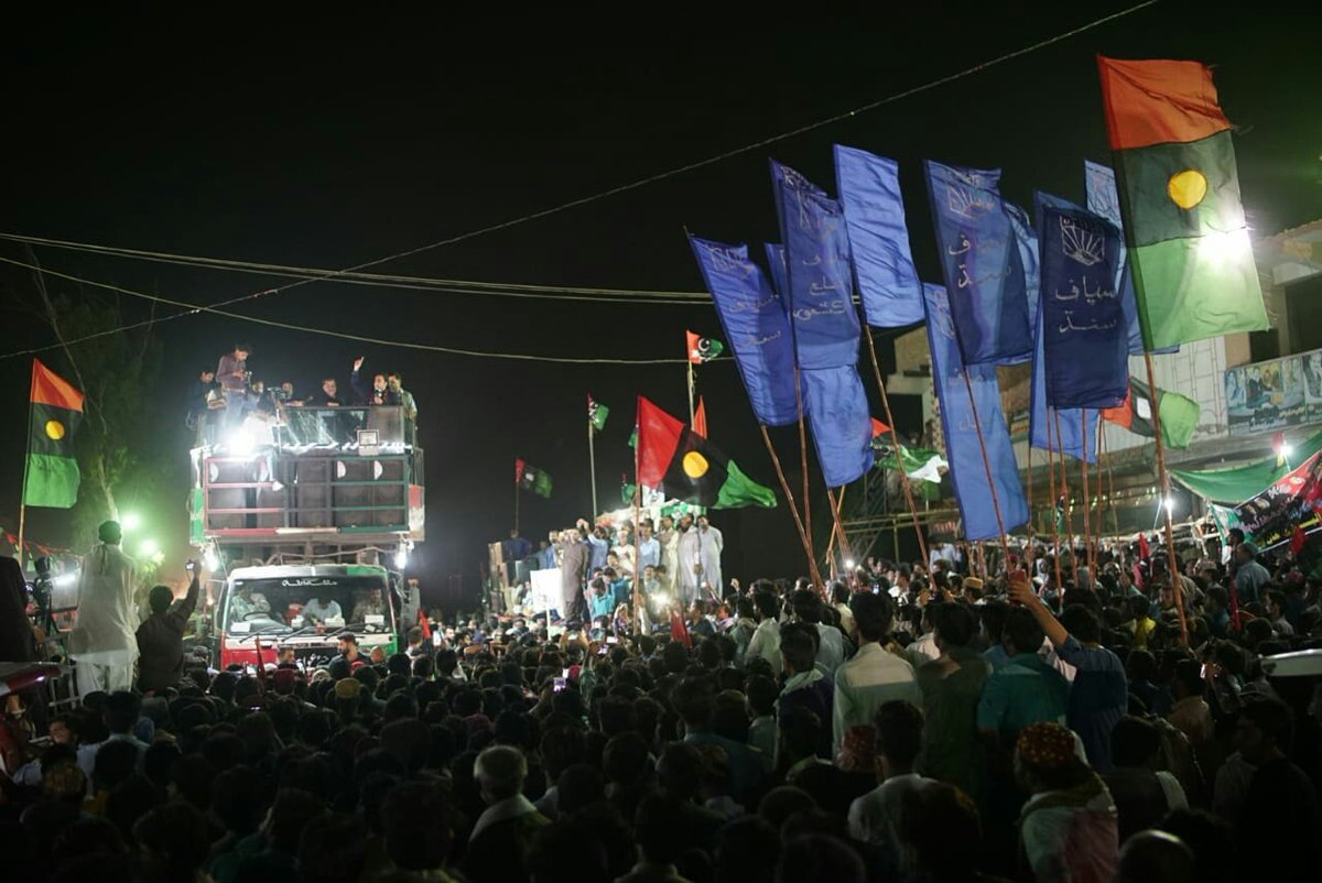 psfmansoor's tweet photo. whenever people of Pakistan were made feeble,they were https://t.co/cA9oDc78OE that time Bhutto stood up to save people from compulsion and feebleness. Today too Pakistan is in a huge pain @BBhuttoZardari has stood up  to save his people.
Jeay Bhutto
#SelectedHukumatNaManzur https://t.co/UHaxORYNBw